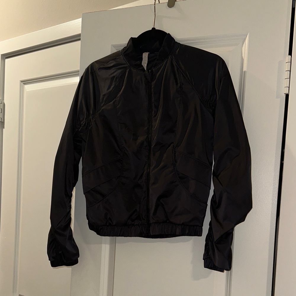 lululemon black bomber jacket